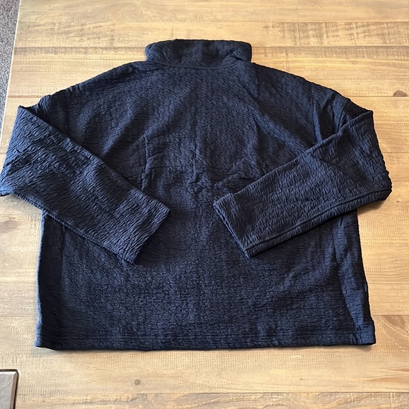 Rippled Full Zip Jacket. - Picture 2 of 6